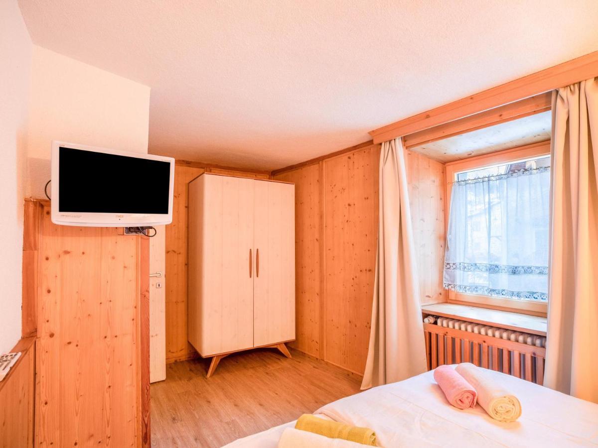 Chalet Osmar Appartamento 1 Кампітелло-ді-Фасса Екстер'єр фото