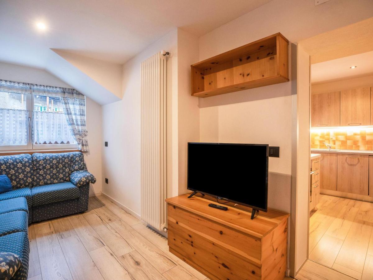 Chalet Osmar Appartamento 1 Кампітелло-ді-Фасса Екстер'єр фото